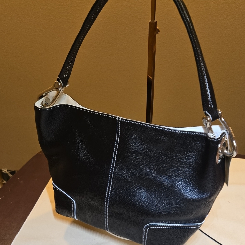 ADRIENNE VITTADINI Black Leather Women's HOBO Bag